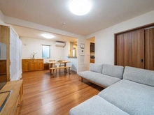 【東京都/稲城市東長沼】プラウドシーズン稲城南山 リビング・ダイニング