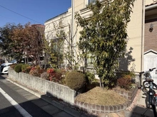 【東京都/稲城市東長沼】プラウドシーズン稲城南山 庭