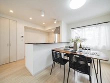 【東京都/調布市深大寺北町】調布市深大寺北町六丁目　中古戸建 ダイニング