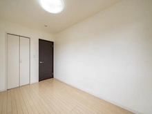 【東京都/調布市深大寺北町】調布市深大寺北町六丁目　中古戸建 洋室