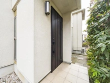 【東京都/調布市深大寺北町】調布市深大寺北町六丁目　中古戸建 アプローチ