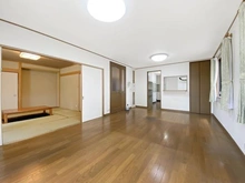 【東京都/調布市東つつじケ丘】調布市東つつじケ丘2丁目　中古戸建て リビング