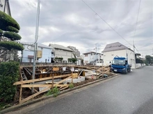 【東京都/調布市調布ケ丘】調布ヶ丘3丁目　新築戸建　B号棟 建築中の外観：全2区画。手前側。