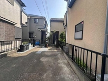 【東京都/調布市八雲台】調布市八雲台一丁目　中古戸建 駐車場