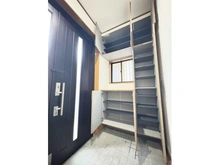 【東京都/調布市八雲台】調布市八雲台一丁目　中古戸建 玄関