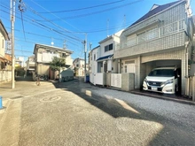 【東京都/世田谷区上北沢】世田谷区上北沢5丁目　戸建 外観：対象物件は写真右端