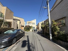 【東京都/調布市染地】プラウドシーズン調布 前面道路