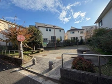 【東京都/調布市染地】プラウドシーズン調布 染地2丁目児童遊園（現地より約160m）