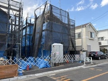 【東京都/調布市八雲台】調布市八雲台1丁目新築戸建　No.1 建築中の外観：全３区画　[No.1]