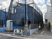 【東京都/調布市八雲台】調布市八雲台1丁目新築戸建　No.1 建築中の外観：全３区画　[No.1]