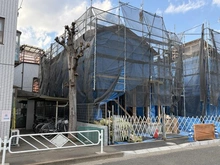 【東京都/調布市八雲台】調布市八雲台1丁目新築戸建　No.3 建築中の外観：全３区画　[No.3]