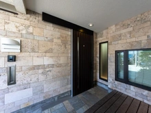 【東京都/目黒区平町】目黒区平町二丁目 中古戸建て 玄関