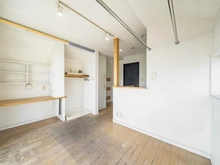 【東京都/世田谷区野沢】世田谷区野沢四丁目戸建 ホール