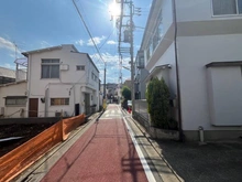 【東京都/世田谷区三宿】三宿2丁目　新築戸建て（借地権付き）   前面道路：対象不動産は左側