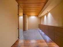 【東京都/大田区田園調布】大田区田園調布3丁目中古戸建 玄関