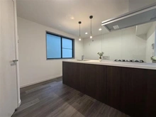 【東京都/世田谷区南烏山】世田谷区南烏山3丁目中古戸建 ダイニングキッチン：2階部分（7.5帖）