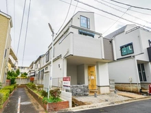 【東京都/練馬区平和台】練馬区平和台2丁目新築戸建 A号棟 建築中の外観：全3棟(A棟)