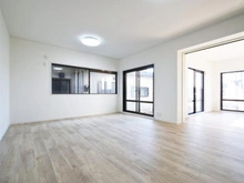 【東京都/町田市大蔵町】町田市大蔵町　中古戸建 リビング・ダイニング：右奥：洋室