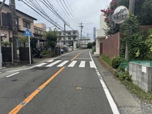 【神奈川県/秦野市鶴巻南】秦野市鶴巻南4丁目　中古戸建・診療所 前面道路