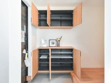 【東京都/町田市南大谷】町田市南大谷7丁目　新築戸建1号棟 玄関：シューズインクローゼット付き