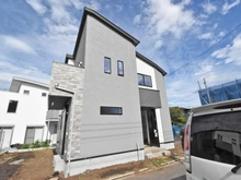 【東京都/町田市南大谷】町田市南大谷7丁目　新築戸建2号棟 建築中の外観：全5棟