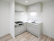 【神奈川県/川崎市麻生区金程】川崎市麻生区金程1丁目　中古戸建 キッチン：Ｌ字キッチン