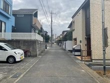 【神奈川県/川崎市麻生区百合丘】川崎市麻生区百合ヶ丘三丁目　新築戸建 前面道路