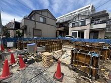 【神奈川県/横浜市港北区小机町】港北区小机町　新築戸建　B号棟/全2棟 建築中の外観