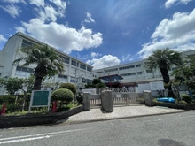 【神奈川県/横浜市港北区高田東】港北区高田東2丁目　中古戸建 横浜市立高田東小学校（現地より約550m）