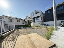 【神奈川県/横浜市港北区篠原町】港北区篠原町　新築戸建1号棟/全5棟 新築一戸建て 現地（建築前）：全5棟/手前側