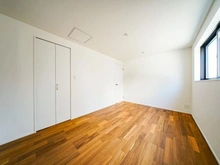 【神奈川県/川崎市中原区井田杉山町】中原区井田杉山町　新築戸建　1号棟／全2棟 洋室