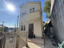 【神奈川県/横浜市鶴見区梶山】鶴見区梶山2丁目　二世帯住宅 外観