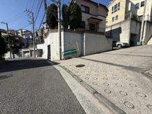 【神奈川県/横浜市鶴見区梶山】鶴見区梶山2丁目　二世帯住宅 前面道路