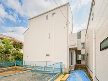 【神奈川県/横浜市港北区日吉本町】港北区日吉本町3丁目　新築戸建　B号棟/全3棟 外観：全３棟／左奥