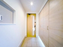 【神奈川県/横浜市港北区日吉本町】港北区日吉本町3丁目　新築戸建　B号棟/全3棟 玄関