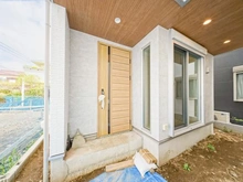 【神奈川県/横浜市港北区日吉本町】港北区日吉本町3丁目　新築戸建　B号棟/全3棟 玄関