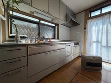 【神奈川県/横須賀市船越町】横須賀市船越町6丁目　中古戸建 キッチン：家具調度品は価格に含まれません