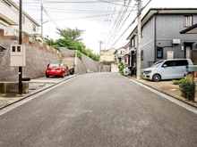 【神奈川県/横須賀市池田町】横須賀市池田町3丁目　中古戸建 前面道路