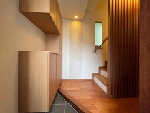 【神奈川県/横浜市緑区鴨居町】緑区鴨居町　戸建 玄関