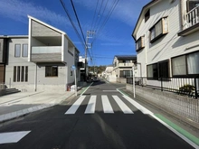 【神奈川県/横須賀市ハイランド】横須賀市ハイランド3丁目　新築戸建 前面道路