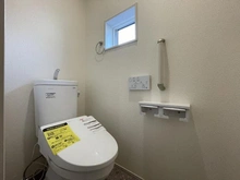 【神奈川県/横須賀市ハイランド】横須賀市ハイランド3丁目　新築戸建 トイレ：1階