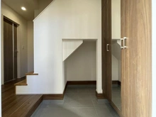 【神奈川県/横須賀市岩戸】横須賀市岩戸5丁目　新築戸建 玄関
