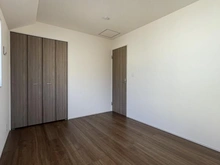 【神奈川県/横須賀市岩戸】横須賀市岩戸5丁目　新築戸建 洋室