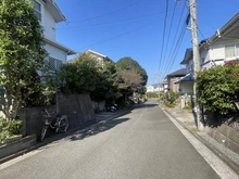 【神奈川県/横浜市金沢区富岡西】金沢区富岡西1丁目　中古戸建 前面道路：幅員約5.5ｍ