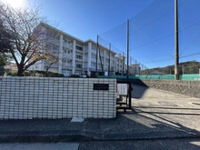 【神奈川県/横須賀市森崎】横須賀市森崎5丁目　中古戸建 横須賀市立大矢部中学校（現地より約160m）：