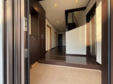 【神奈川県/逗子市小坪】逗子市小坪1丁目　中古一戸建 玄関