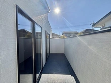 【神奈川県/横浜市金沢区釜利谷西】横浜市金沢区釜利谷西3丁目　新築戸建 バルコニー