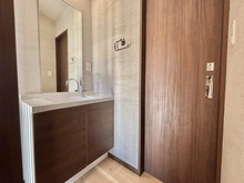 【神奈川県/横浜市金沢区釜利谷西】横浜市金沢区釜利谷西3丁目　新築戸建 洗面所：2階