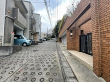 【神奈川県/横浜市港南区港南】港南区港南一丁目　戸建 前面道路