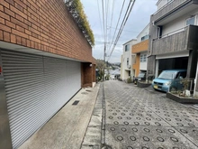 【神奈川県/横浜市港南区港南】港南区港南一丁目　戸建 前面道路